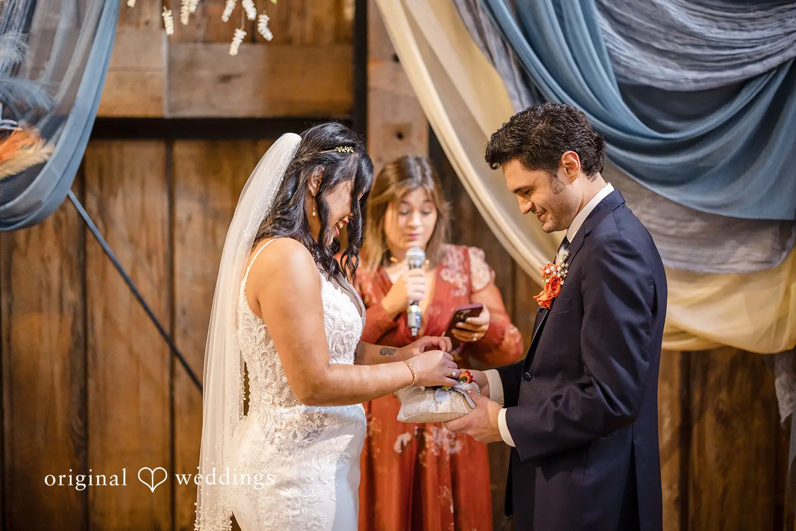 Taylor + Isaiah Pickering Barn Wedding // Taylor & Isaiah -