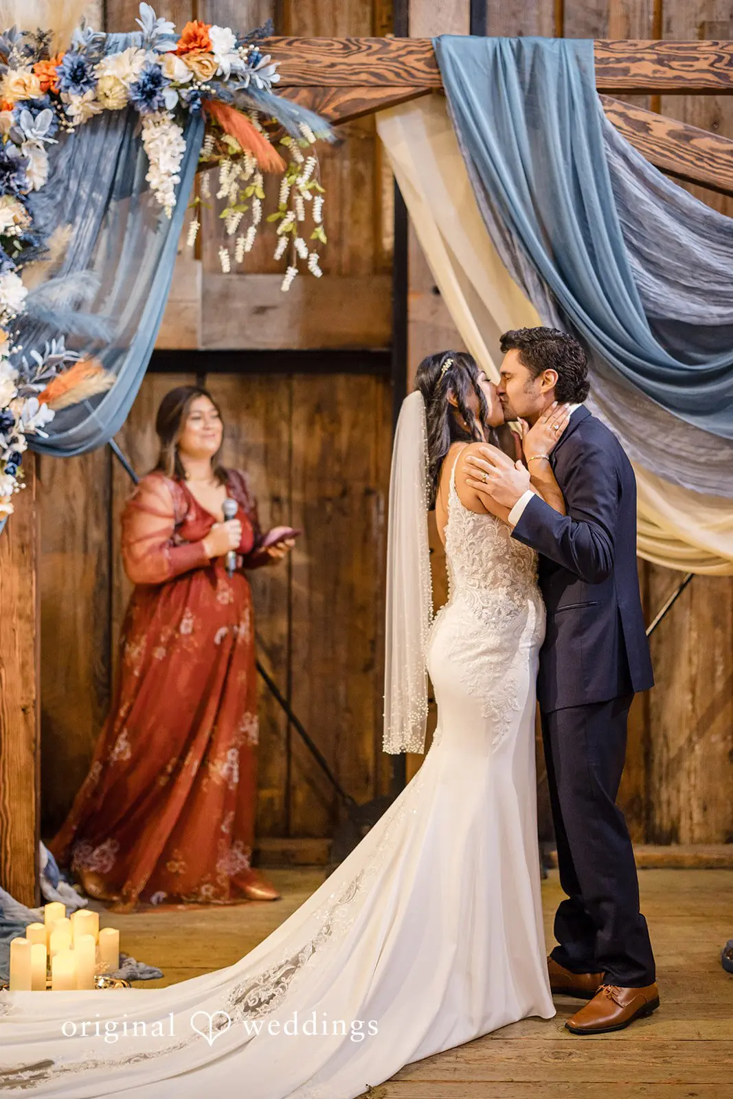 Taylor + Isaiah Pickering Barn Wedding // Taylor & Isaiah -