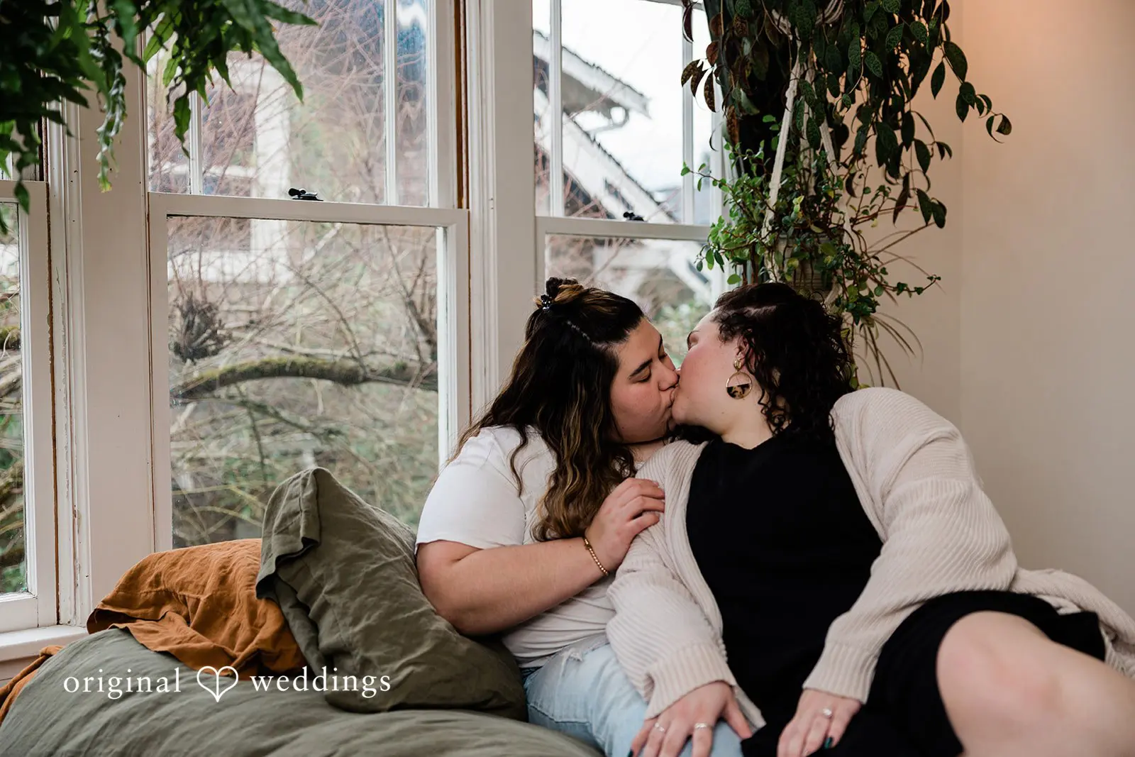 Portland Airbnb Engagement // Brooke & Julia -