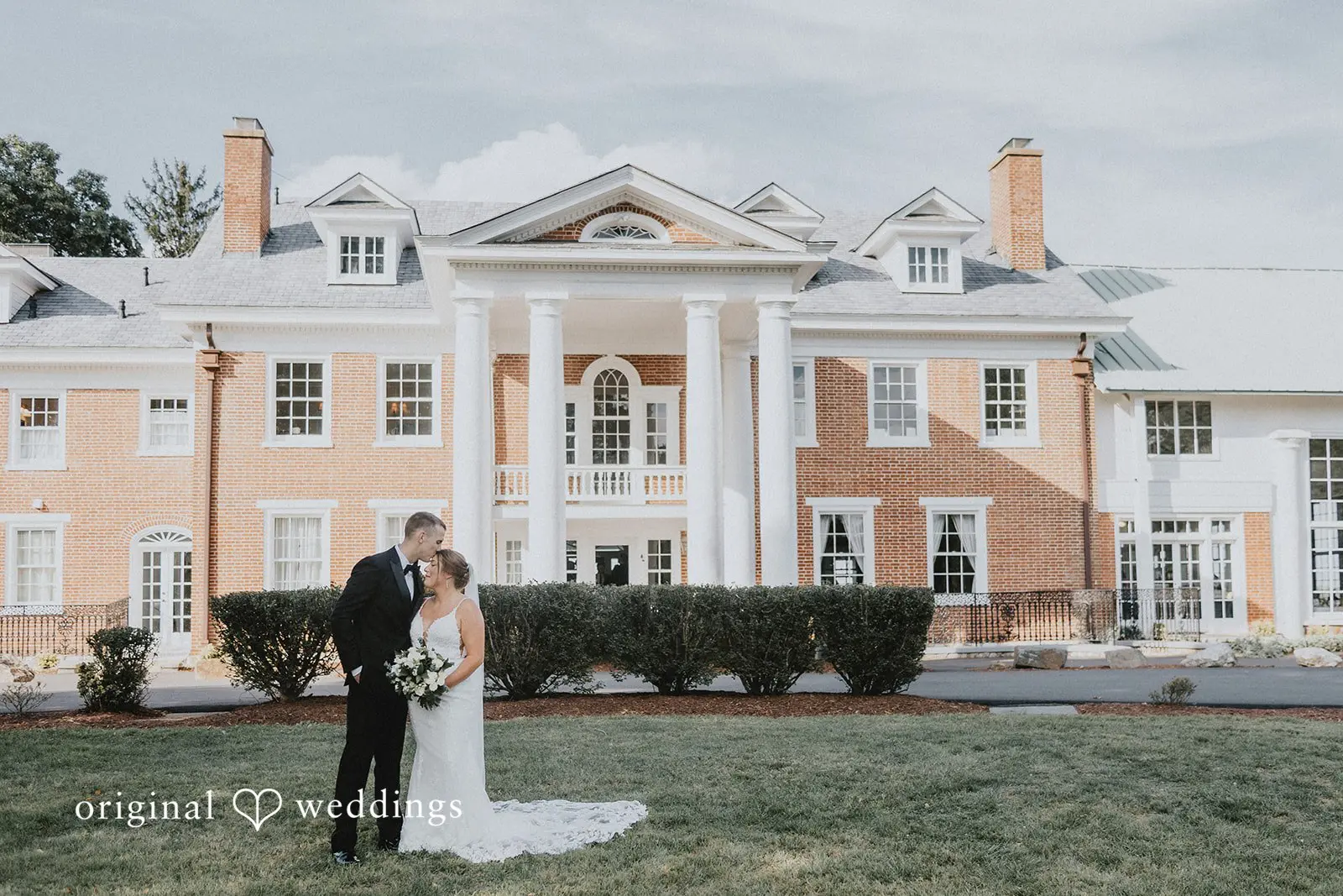 Sara + Trevor Raspberry Plain Manor Wedding // Sara & Trevor -