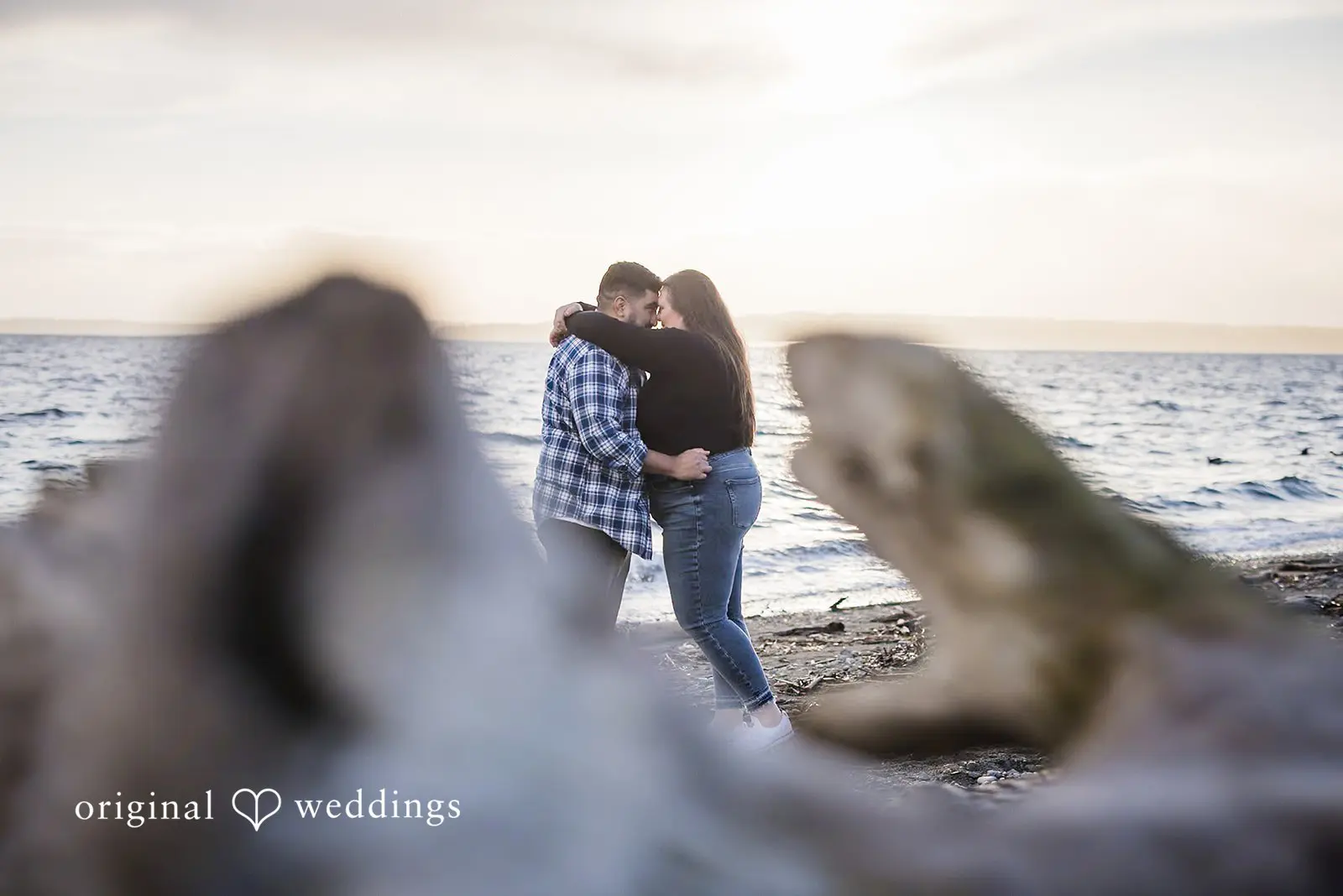 Judith + Lucas Richmond Beach Saltwater Park in Shoreline Engagement // Judith & Lucas -