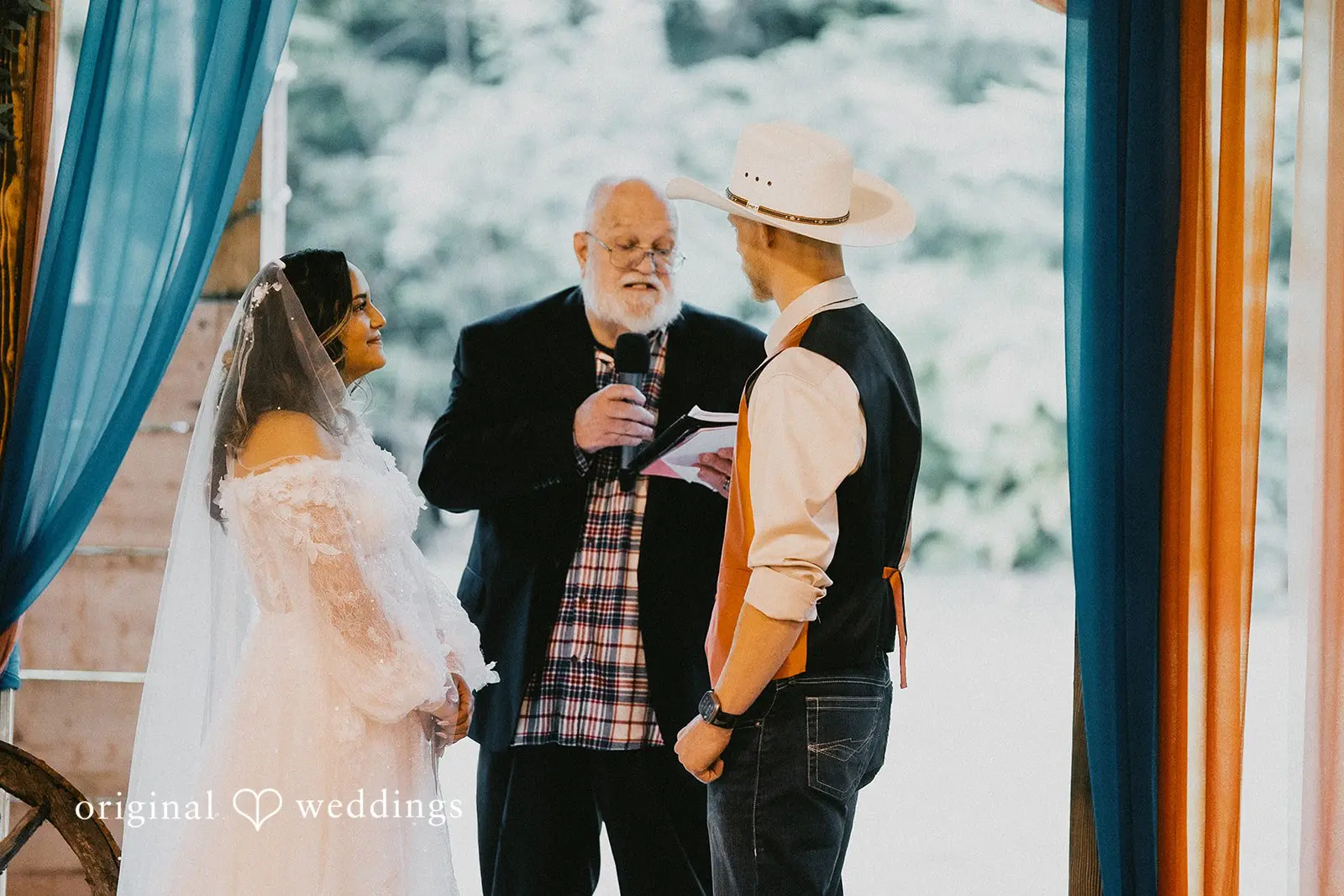 Washington Backyard Wedding // Brianna & Seth -