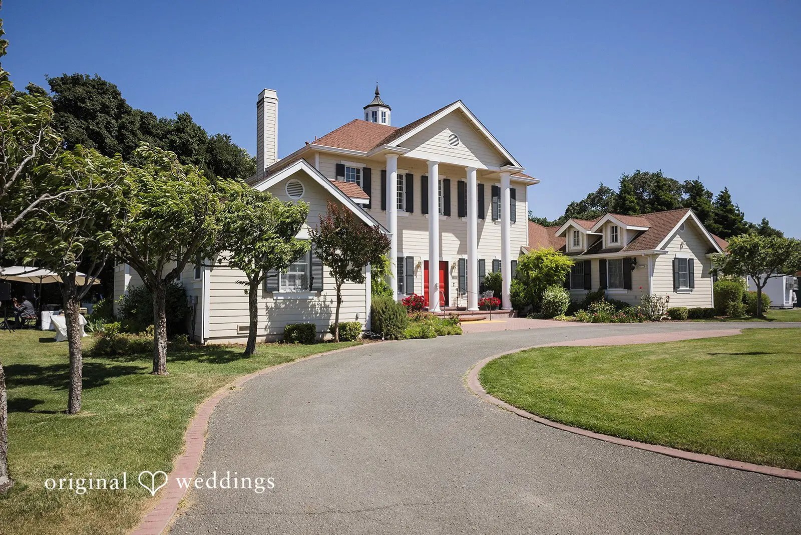 Christina + Eric Suisun Valley Inn Wedding // Christina & Eric -