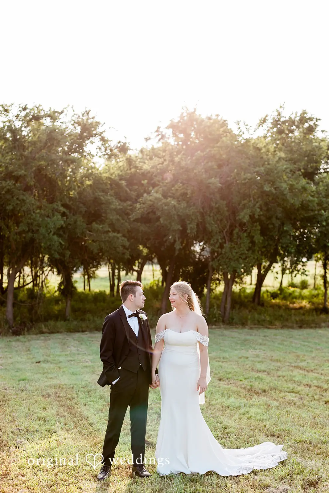 Texas Backyard Wedding // Rachael & Andrew -
