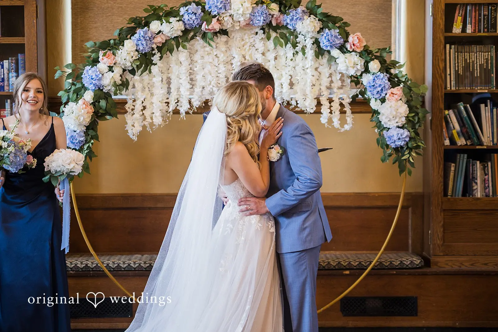 Danielle + Conner The Carnegie Center of Columbia Tusculum Wedding // Danielle & Conner -