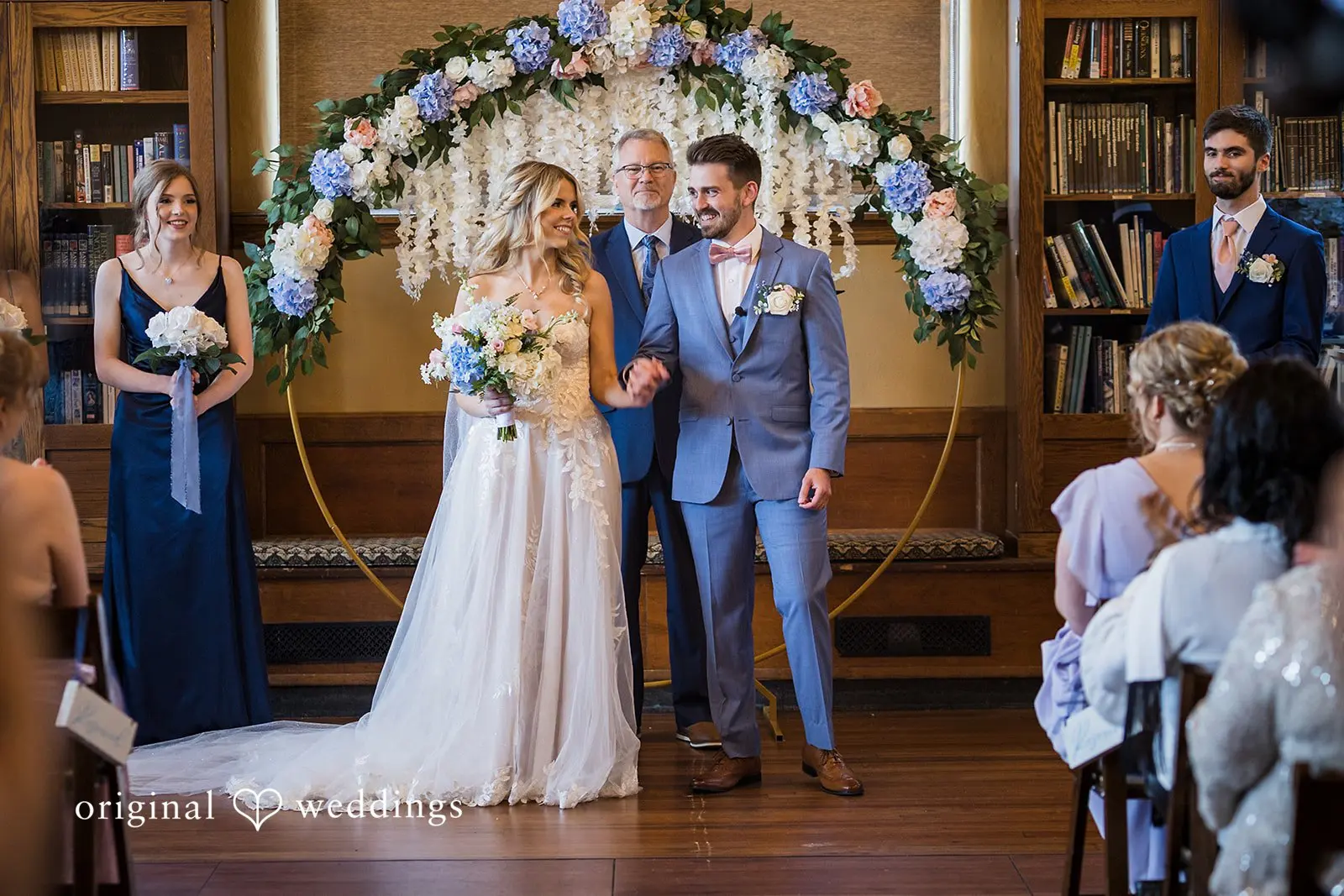 Danielle + Conner The Carnegie Center of Columbia Tusculum Wedding // Danielle & Conner -