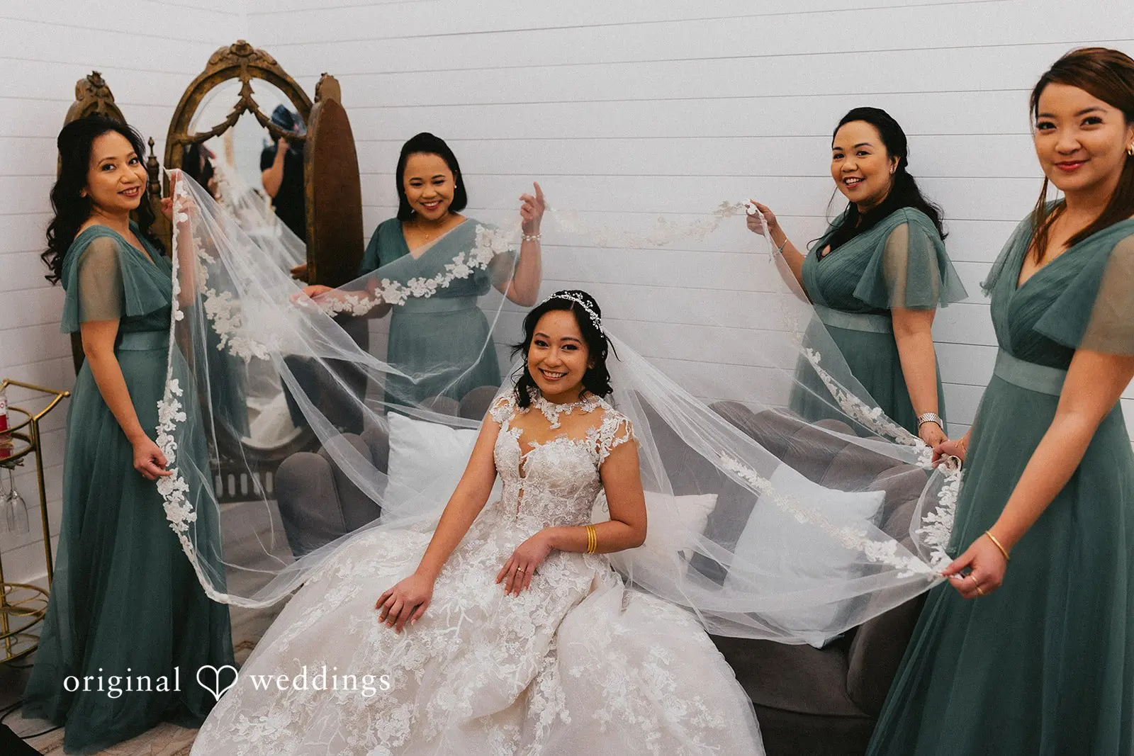 Jimarvi + Stephen The Grand 721 Wedding // Jimarvi & Stephen -