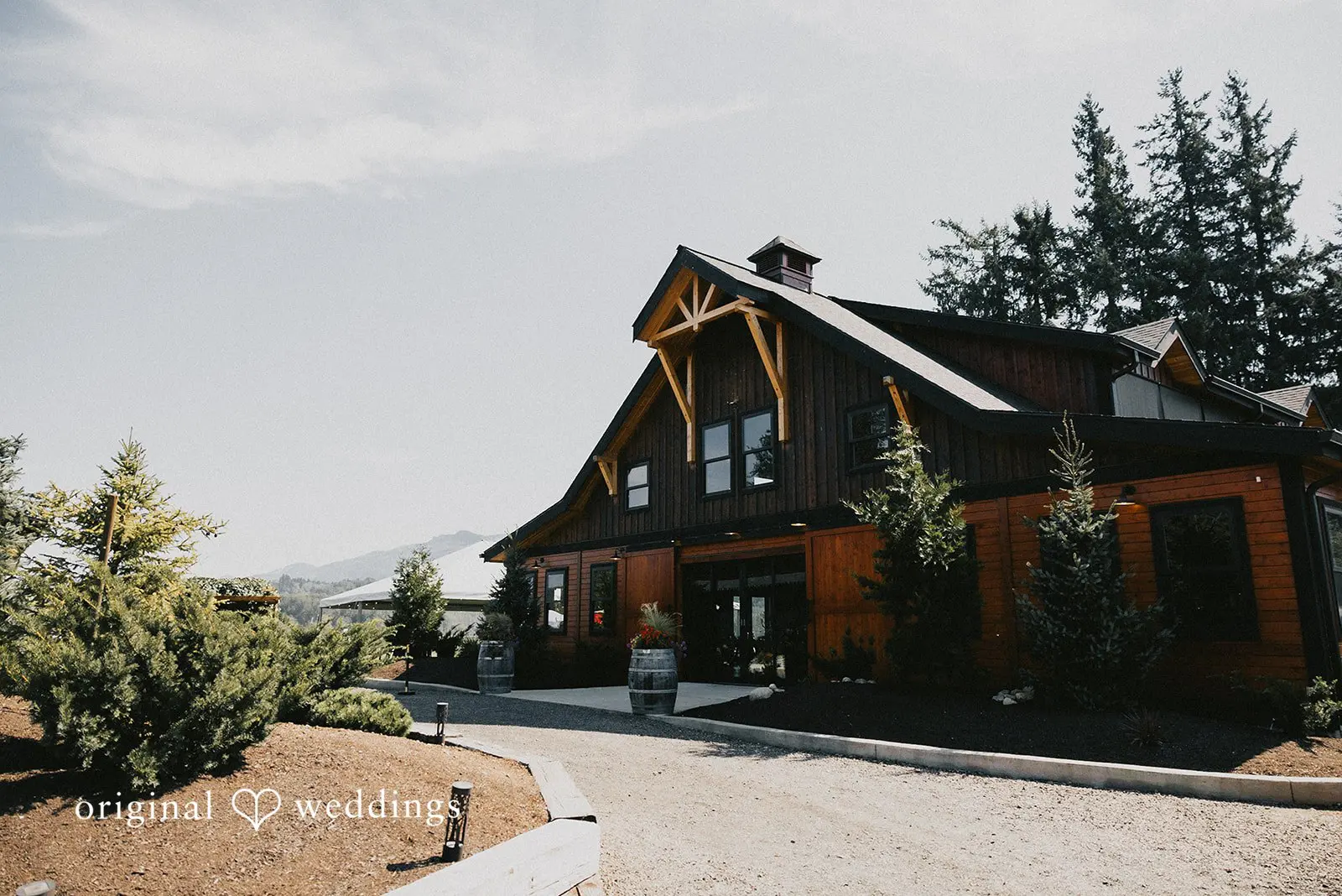 The Lodge at Sonneveldt Vineyard Wedding // Riley & David -