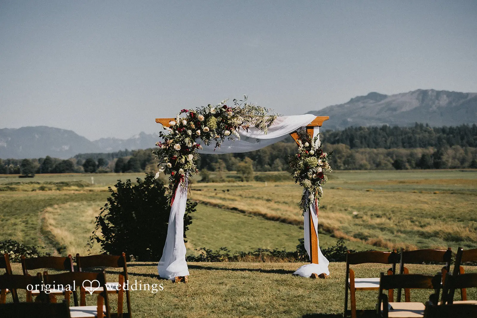 The Lodge at Sonneveldt Vineyard Wedding // Riley & David -