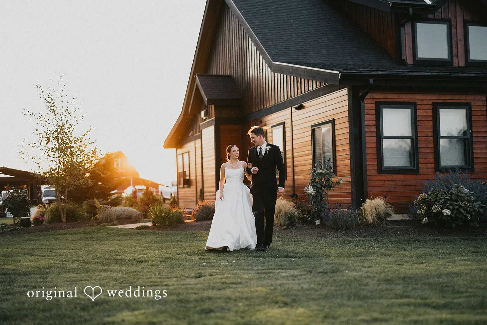 The Lodge at Sonneveldt Vineyard Wedding // Riley & David -