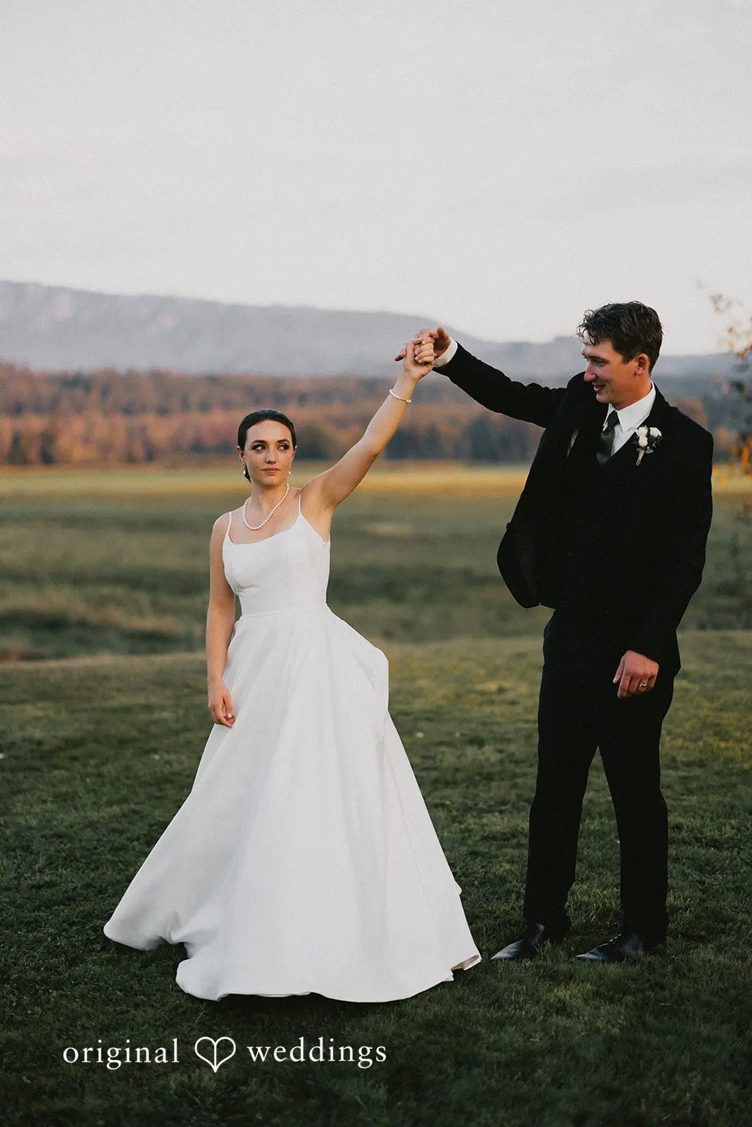 The Lodge at Sonneveldt Vineyard Wedding // Riley & David -