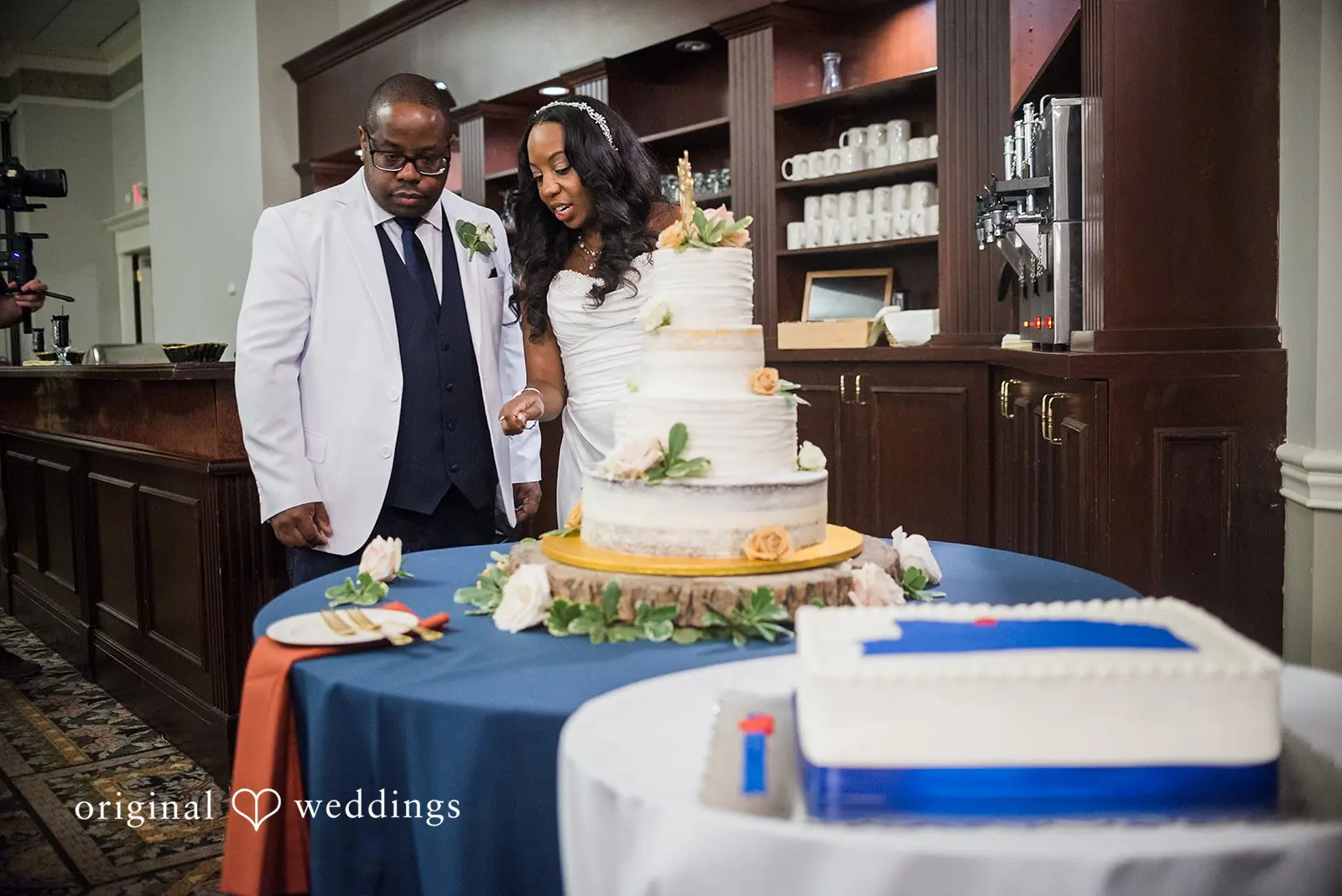 Renee + William The Manor House Ohio Wedding // Renee & William -