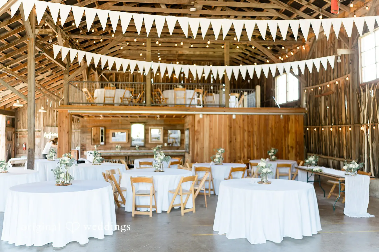 The Saltbox Barn Wedding // Alexandra & James -