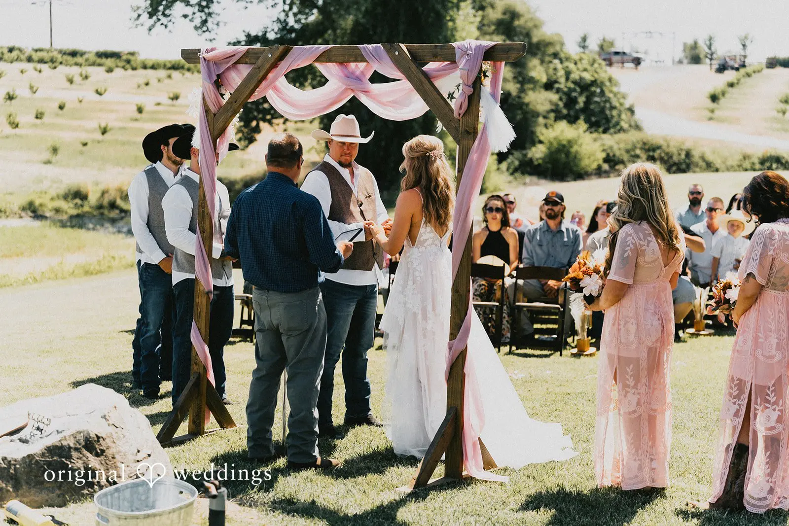 The White Barn at Powell Ponds Wedding // Jennifer & Justin -