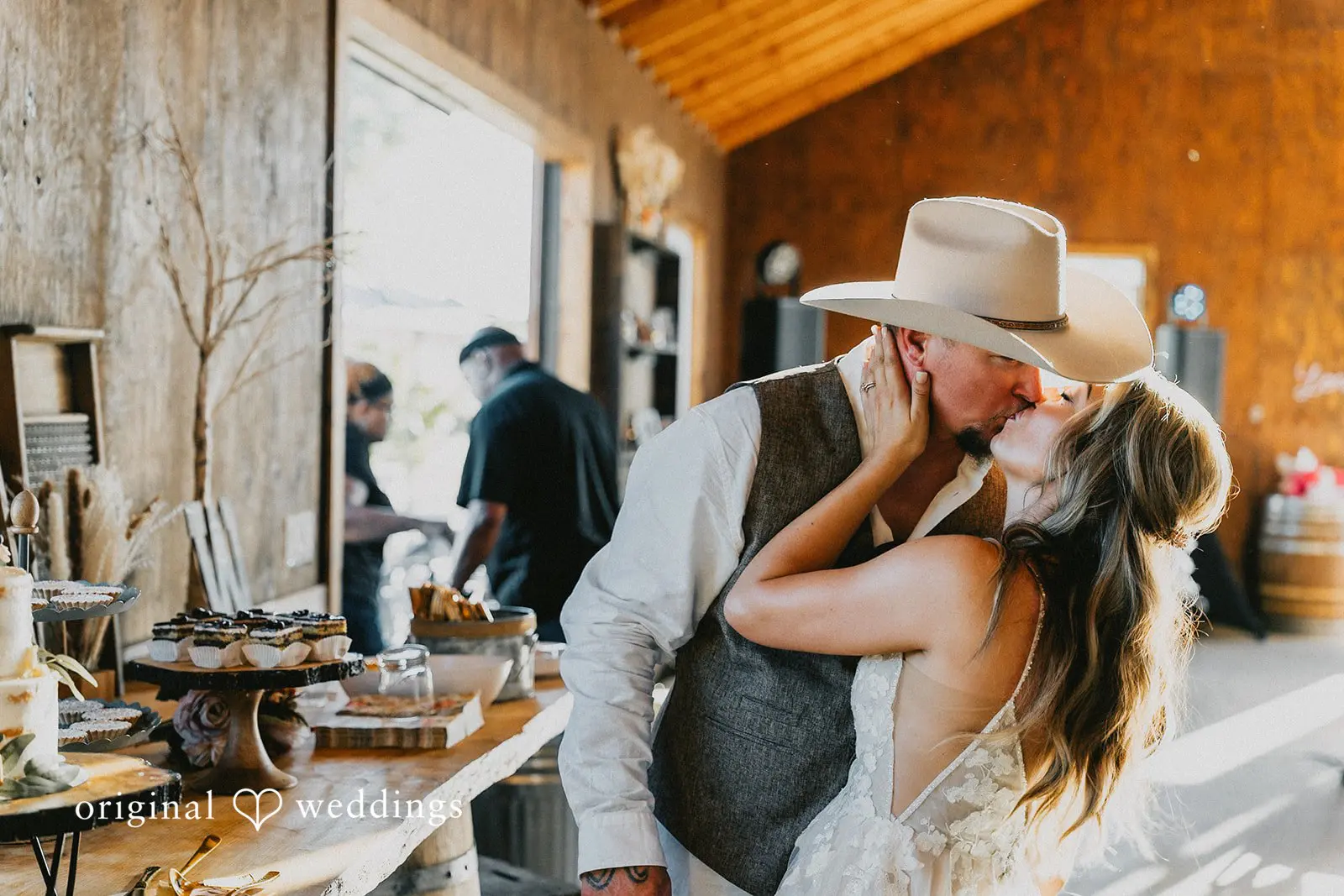 The White Barn at Powell Ponds Wedding // Jennifer & Justin -