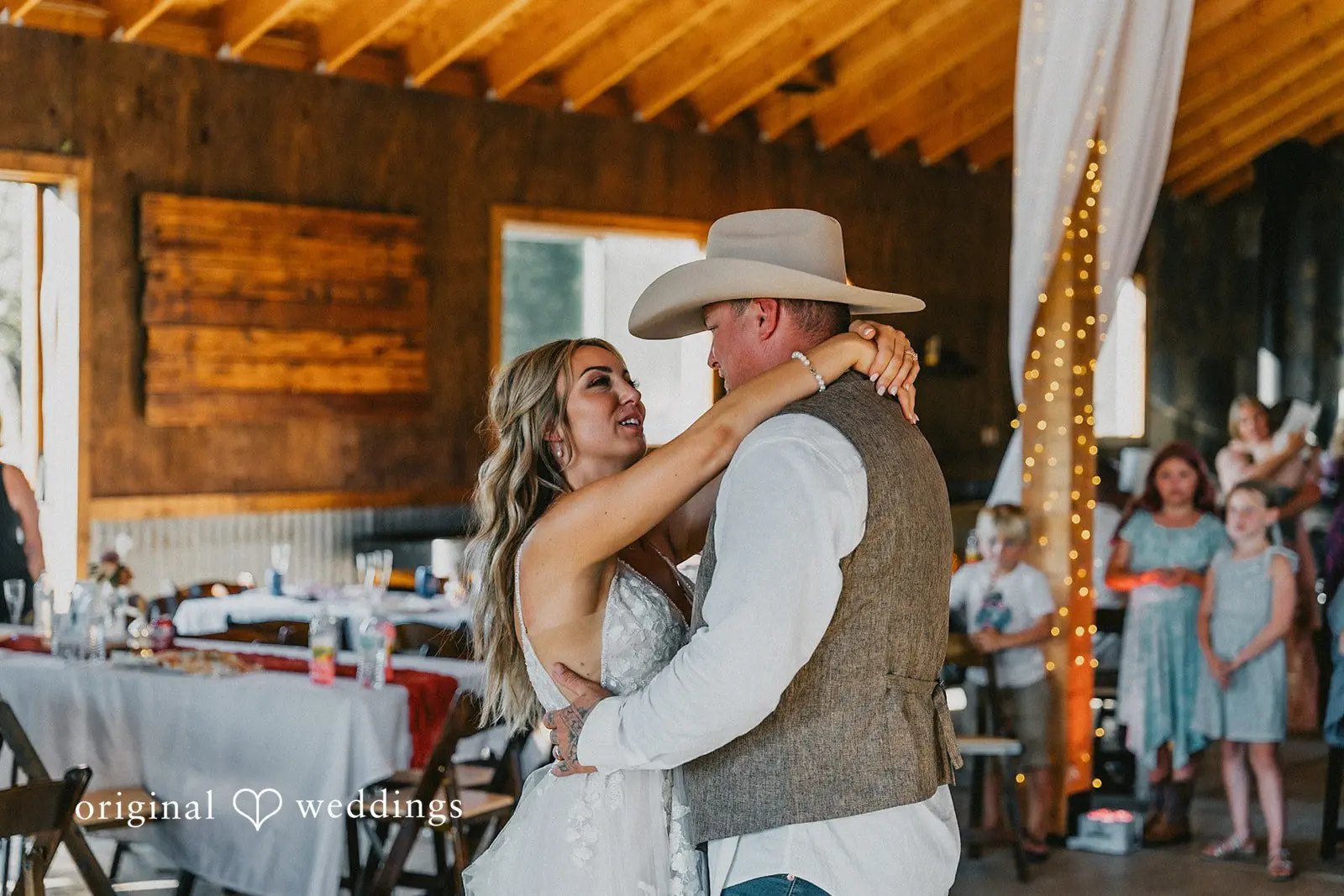 The White Barn at Powell Ponds Wedding // Jennifer & Justin -