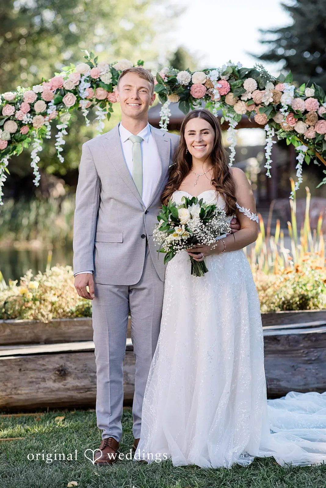 Lexi + Erick The Hillside Vineyard Wedding // Lexi & Erick -