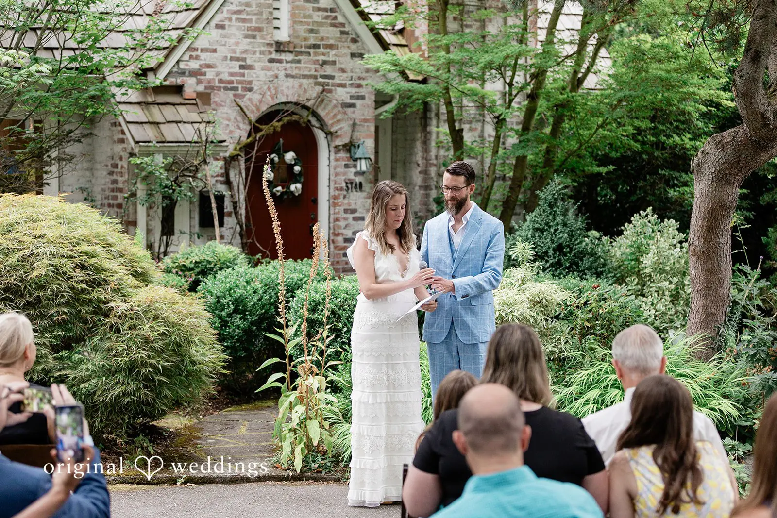 Colleen + David Washington Backyard Wedding // Colleen & David -