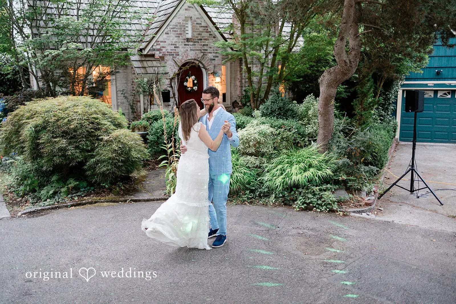 Colleen + David Washington Backyard Wedding // Colleen & David -
