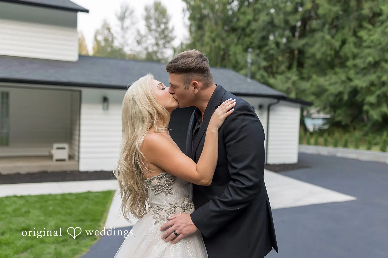 Ella + Mitch Washington Backyard Wedding // Ella & Mitch -
