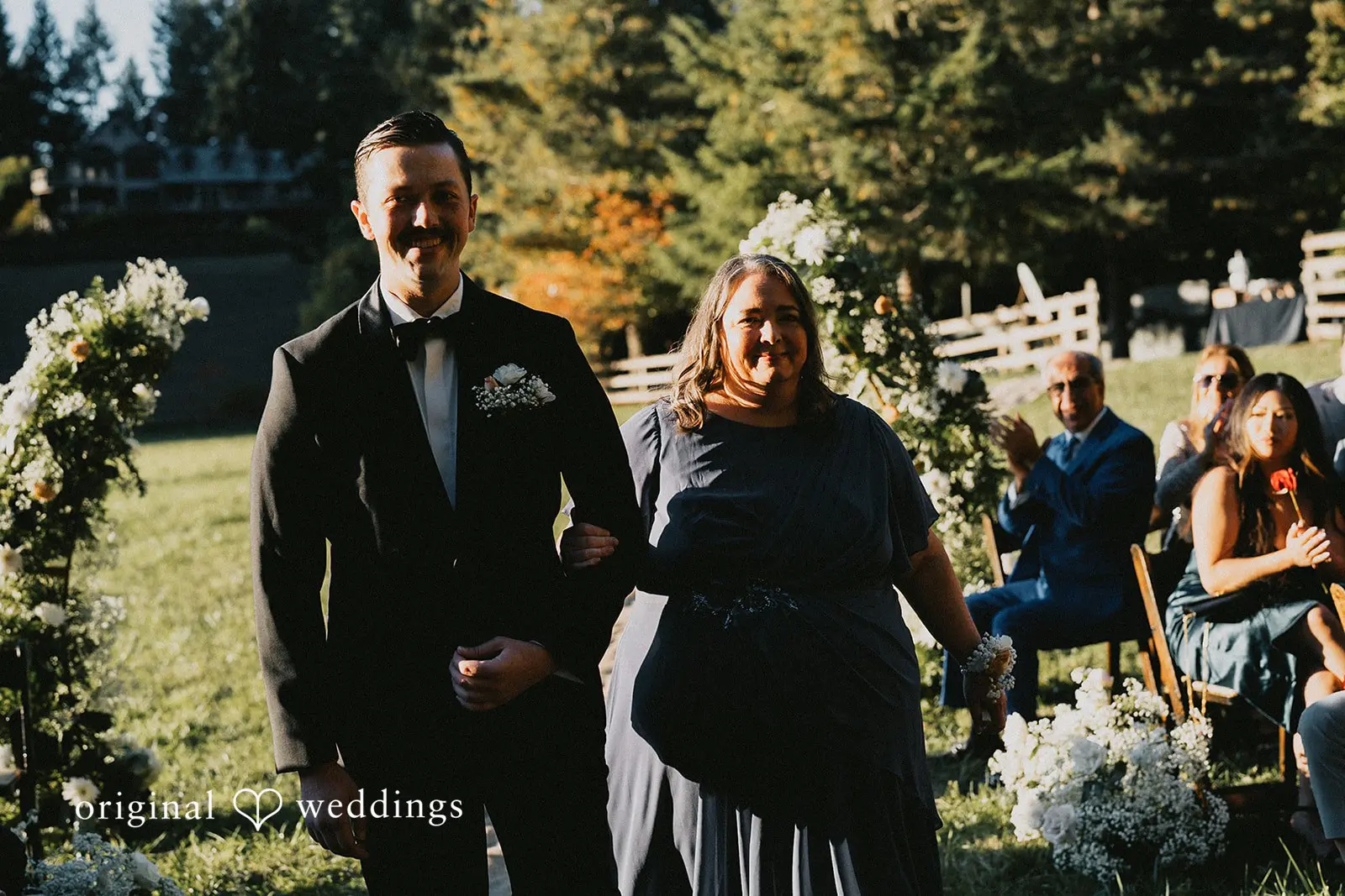Washington Backyard Wedding // Jessica & Cameron -