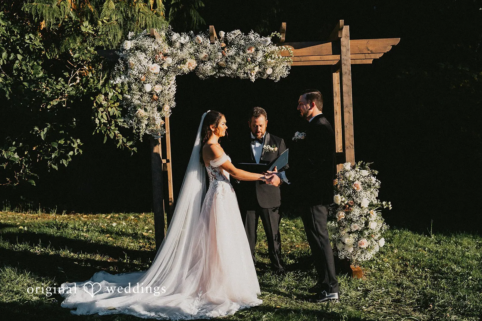 Washington Backyard Wedding // Jessica & Cameron -