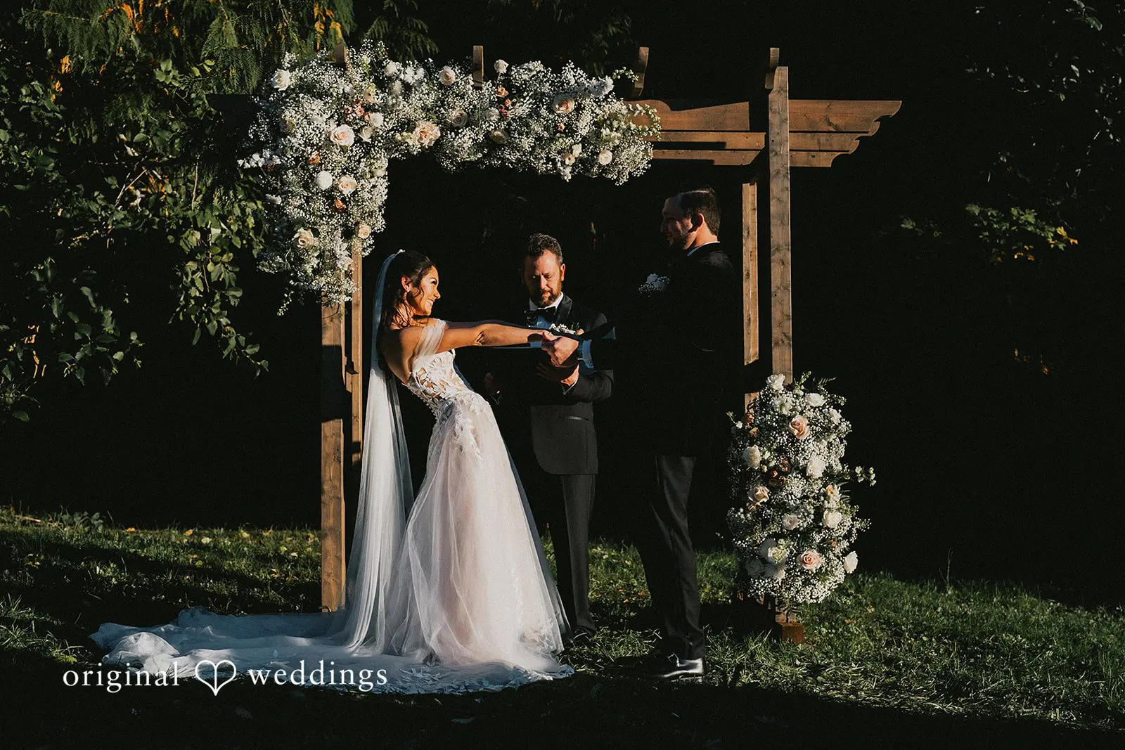 Washington Backyard Wedding // Jessica & Cameron -