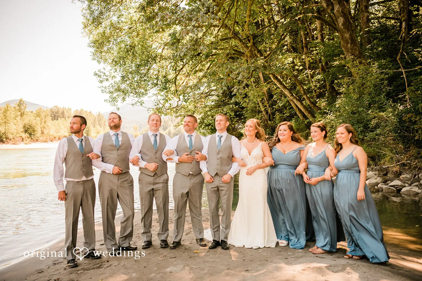 Washington Backyard Wedding // Anna & Michael -