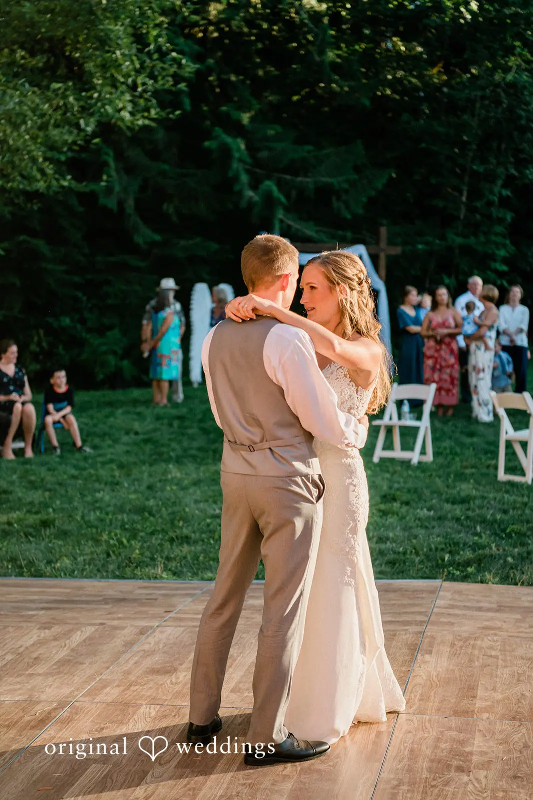 Washington Backyard Wedding // Anna & Michael -