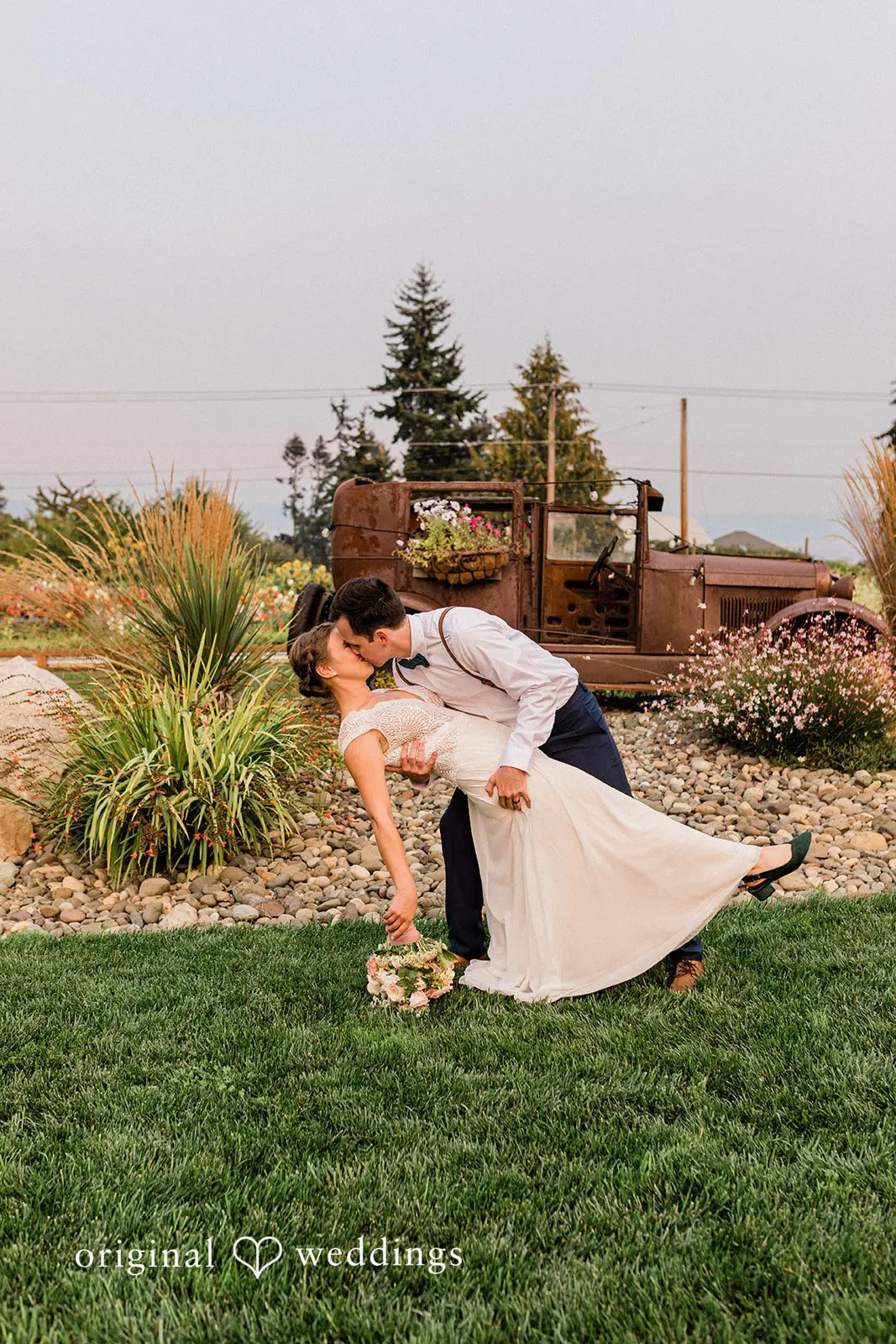 Washington Backyard Wedding // Rachel & Zachary -