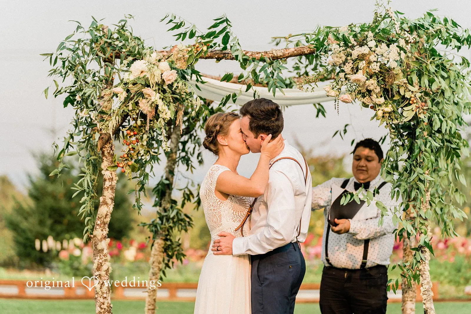 Washington Backyard Wedding // Rachel & Zachary -