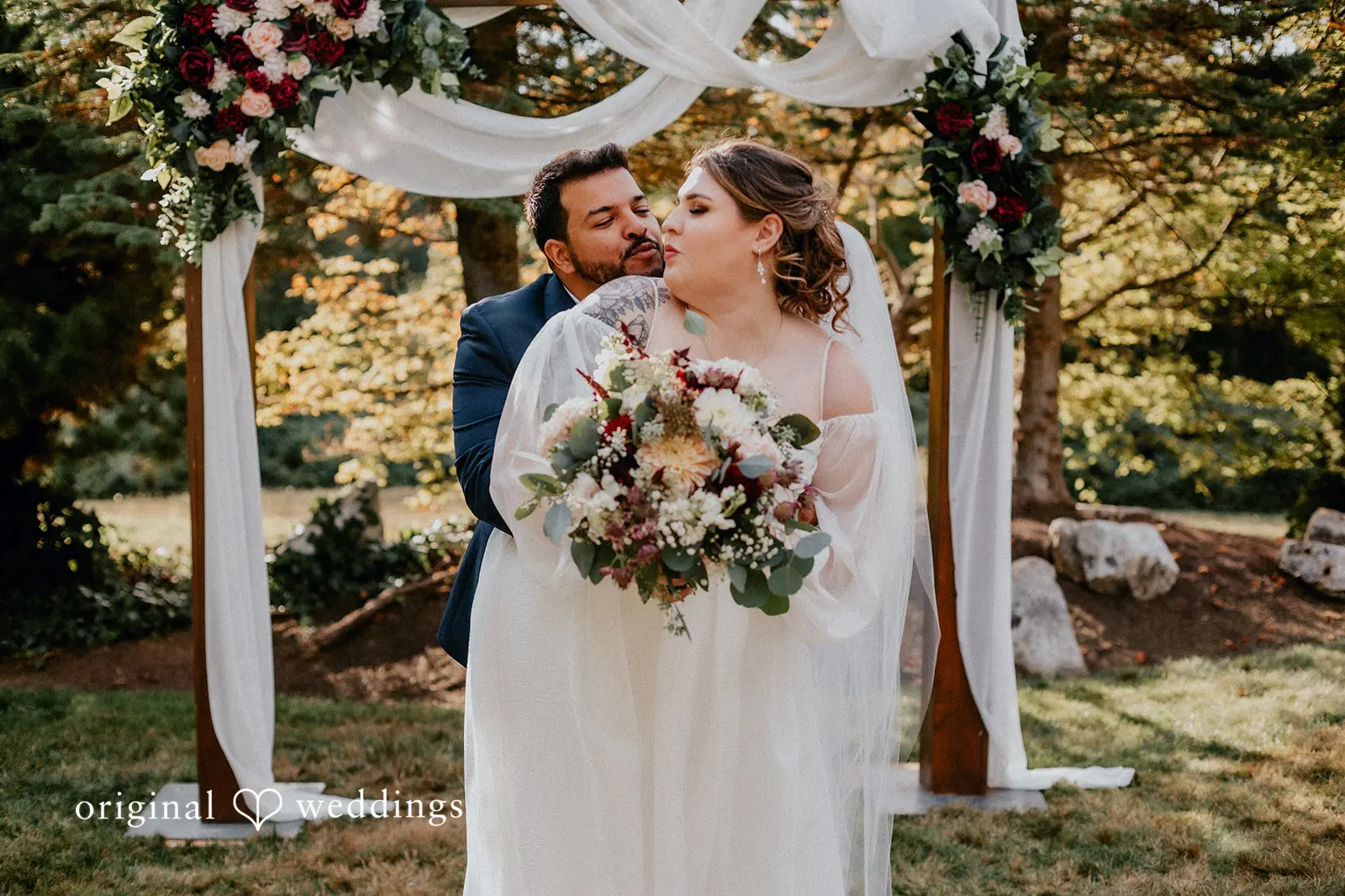 Caitlyn + Alex Washington Backyard Wedding // Caitlyn & Alex -
