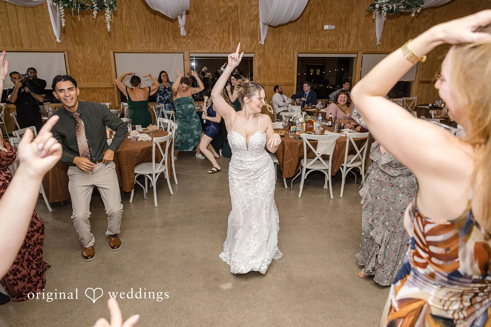 Sydney + Zac Whispering Woods Wedding // Sydney & Zac -