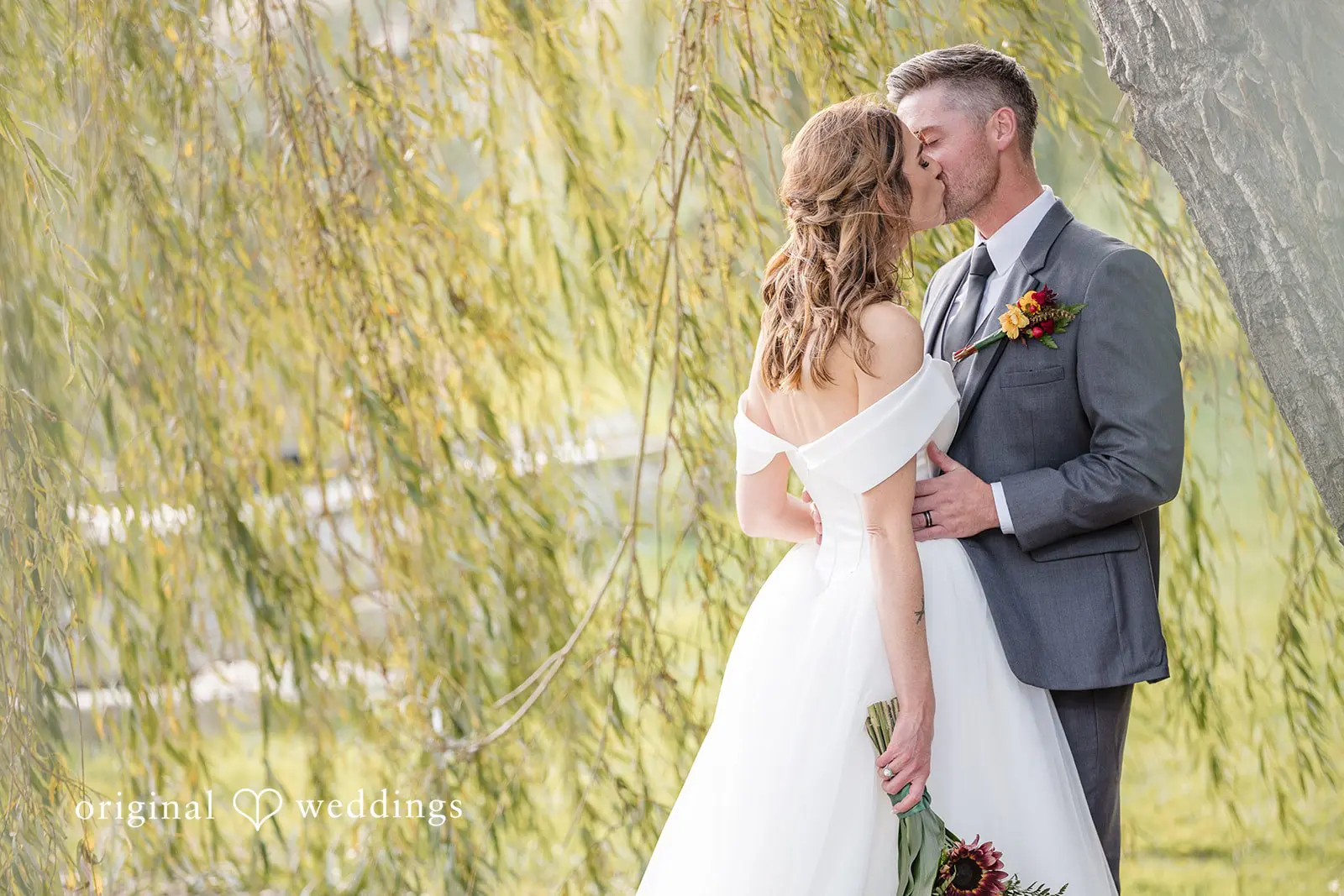 Chelsea + Kevin White Birch Barn Wedding // Chelsea & Kevin -