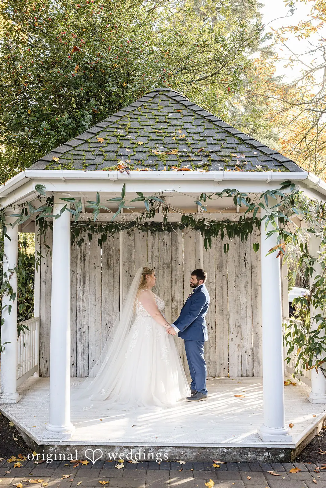 Sam + Victoria Gray Gables Estate Wedding // Victoria & Sam -