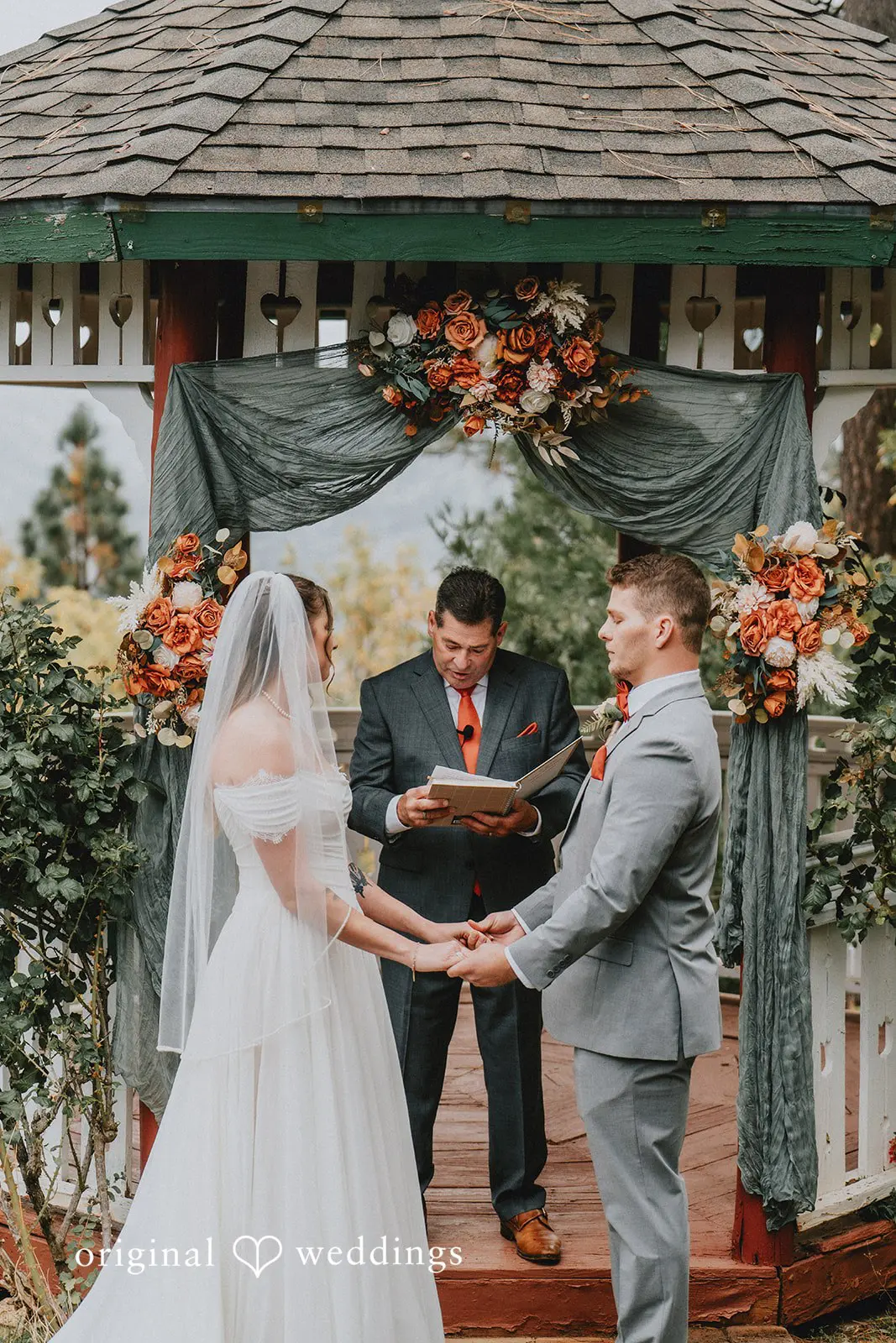 Nathaniel + Heather Lillaskog Lodge Wedding // Heather & Nathaniel -