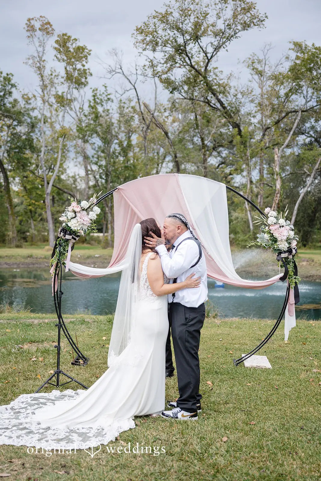 Texas Backyard Wedding // Amy & Pablo -