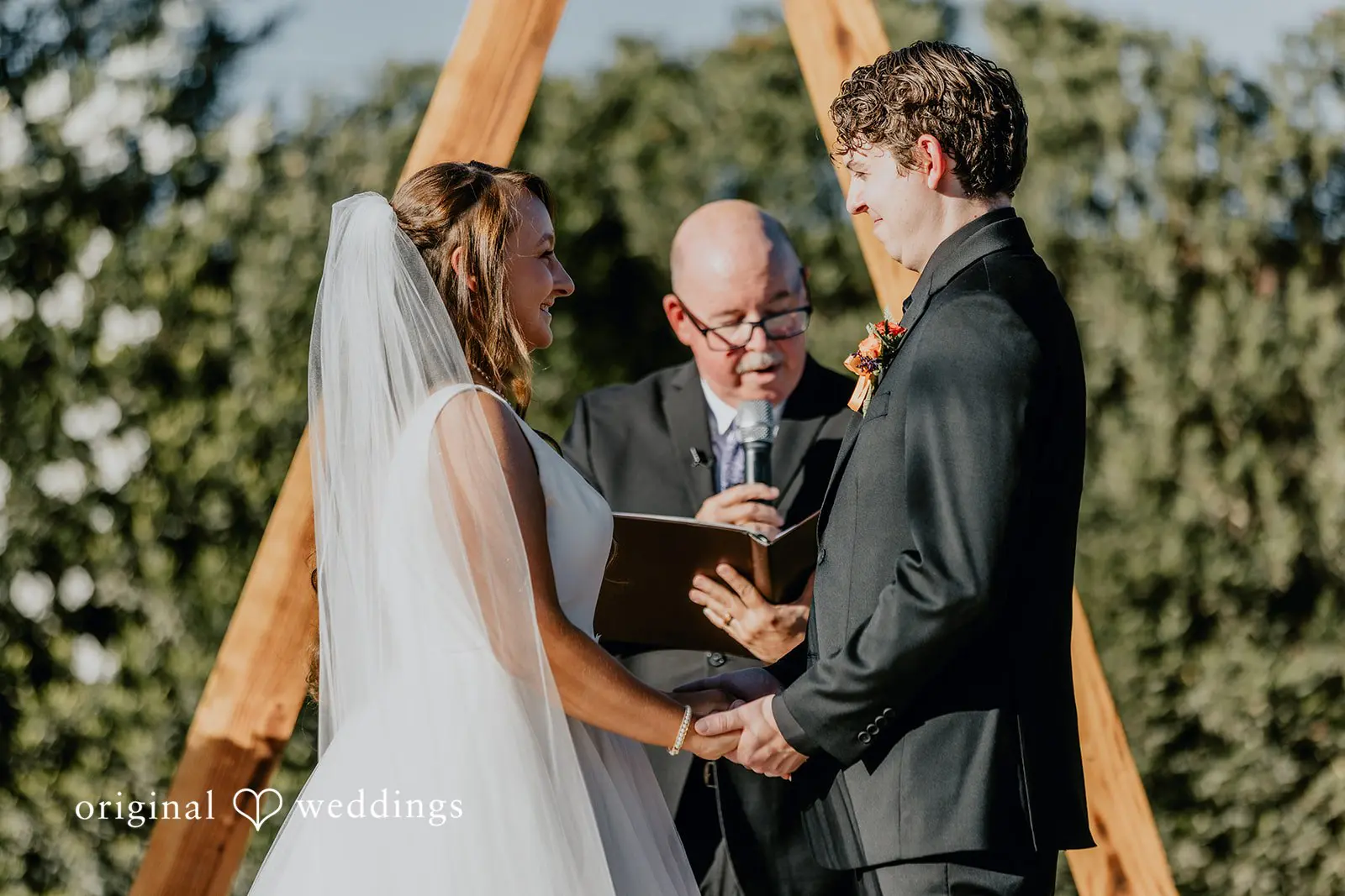 The Big Tin Cotton Gin Wedding // Jennifer & Jake -