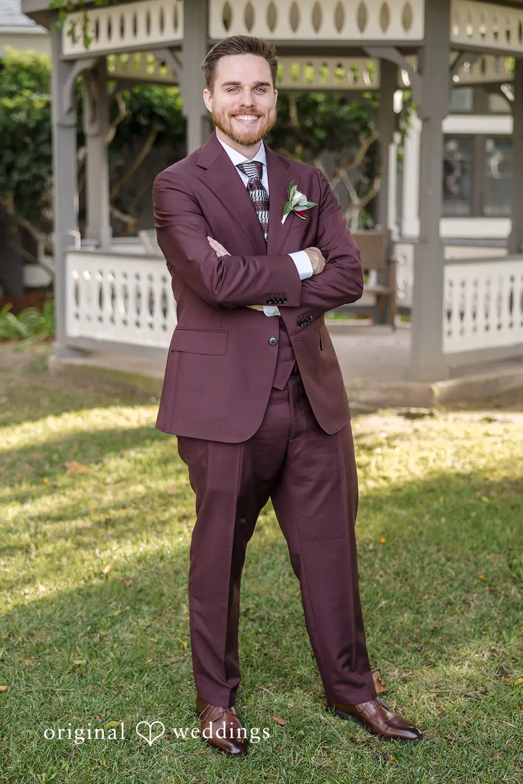 A cute portrait of the groom before the wedding ceremony