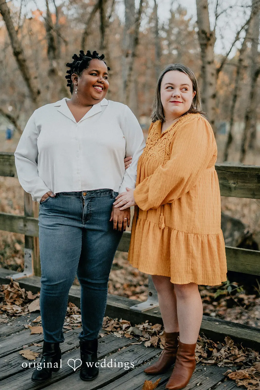A full shot of the couple at Queeny Park