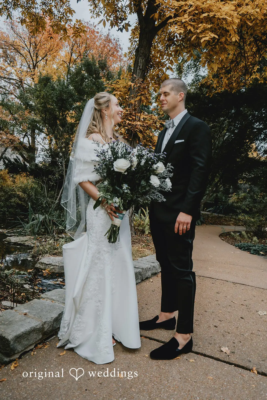 A beautiful portrait of the couple in the garden