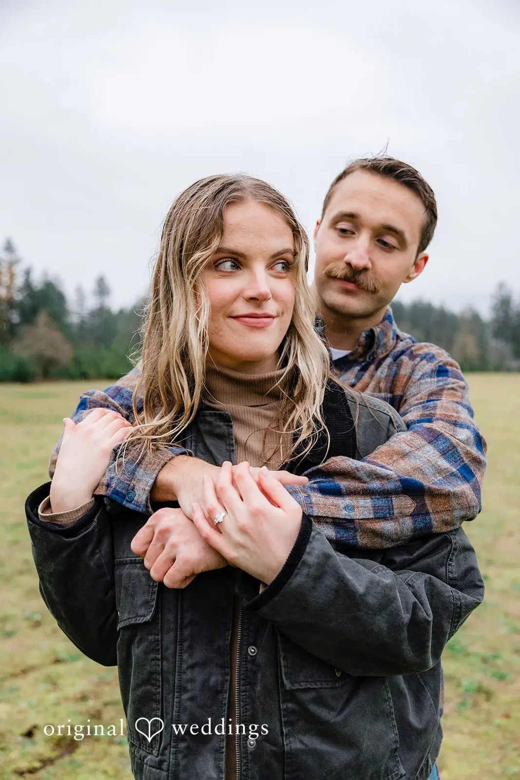 Our Seattle wedding photographer captured a beautiful portrait of the couple at Tanner Landing Park