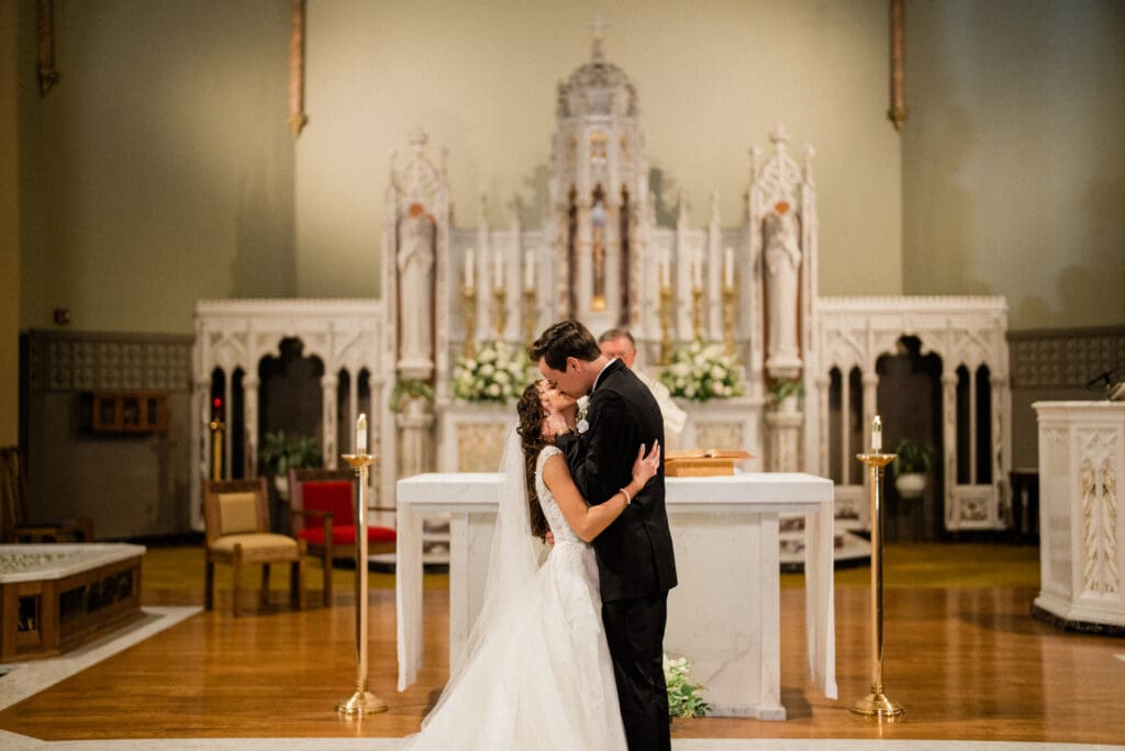 Silver Cloud Point Ruston Wedding // Madeline + Ryan -