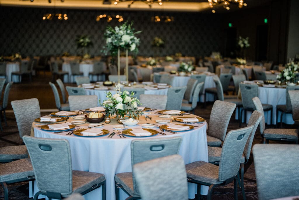 Silver Cloud Point Ruston Wedding // Madeline + Ryan -