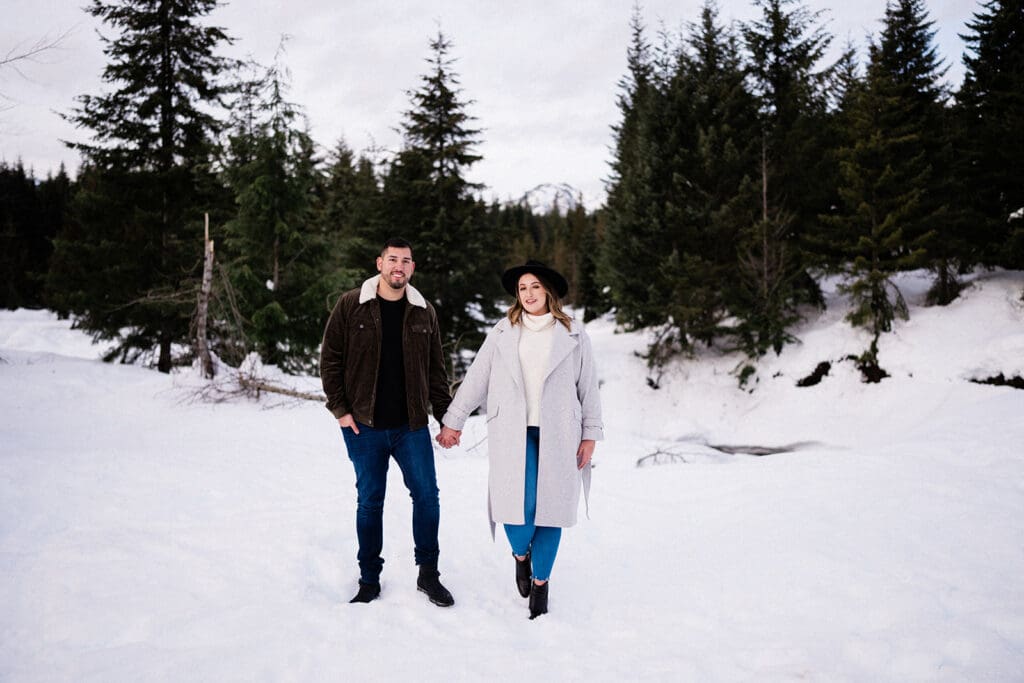 Gold Creek Pond Winter Engagement Photos // Sarah + Brandon -