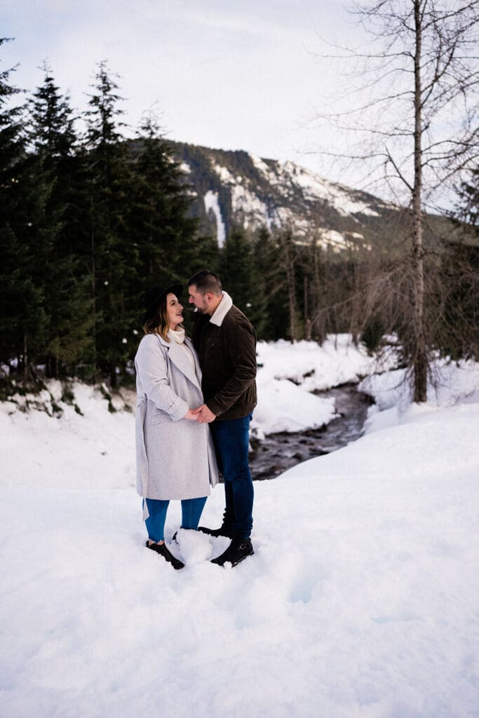 Gold Creek Pond Winter Engagement Photos // Sarah + Brandon -