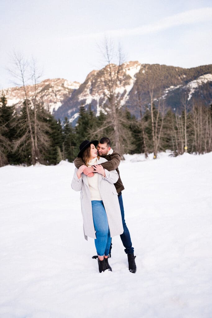 Gold Creek Pond Winter Engagement Photos // Sarah + Brandon -