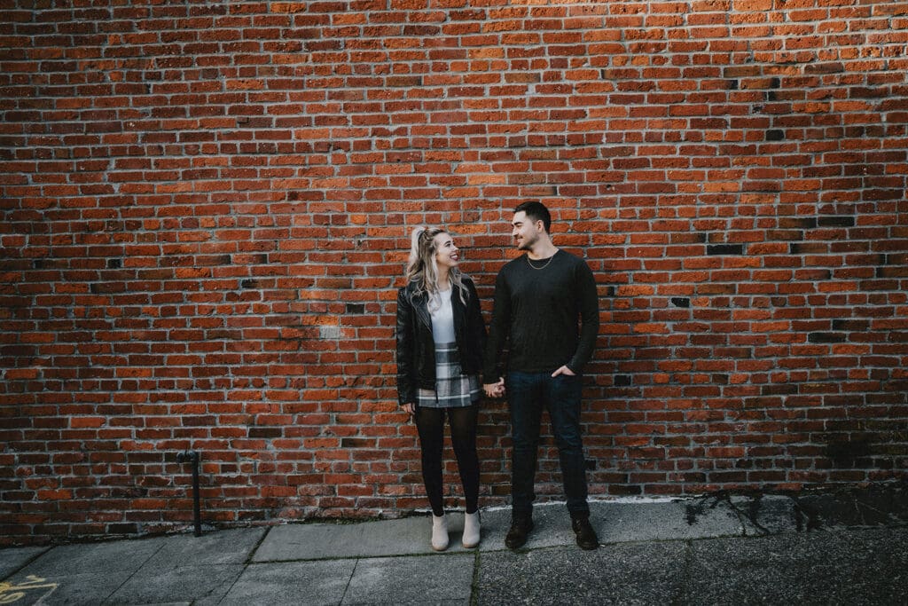 25 STUNNING Locations for Engagement Photos in Seattle -