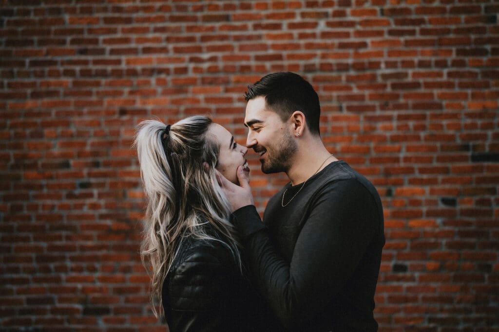 25 STUNNING Locations for Engagement Photos in Seattle -