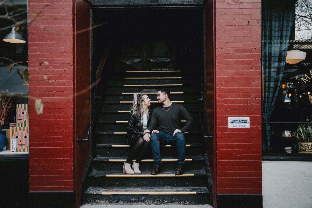 25 STUNNING Locations for Engagement Photos in Seattle -